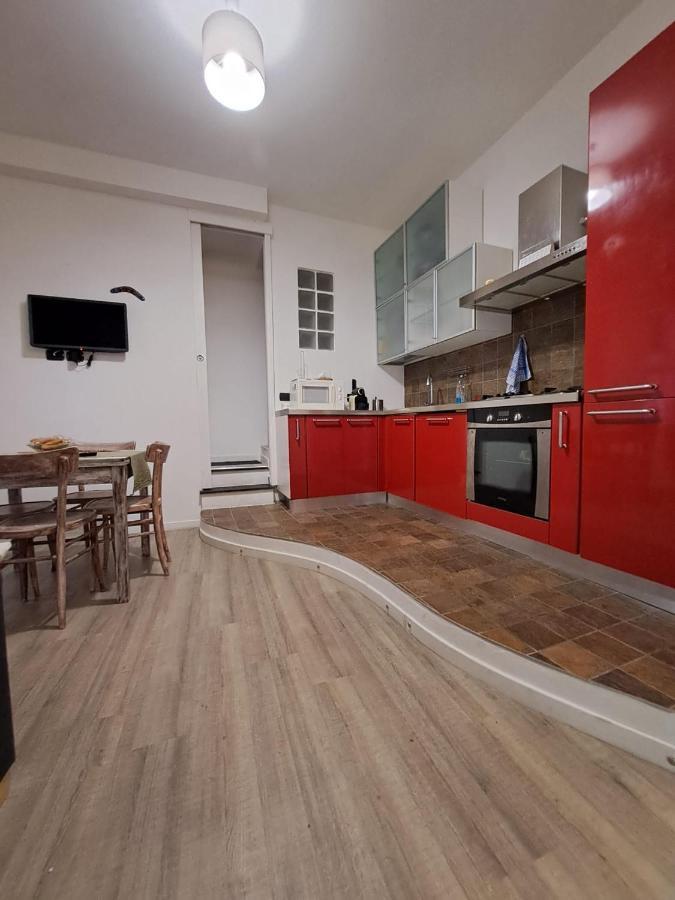 Appartamento In Centro Savona Eksteriør billede